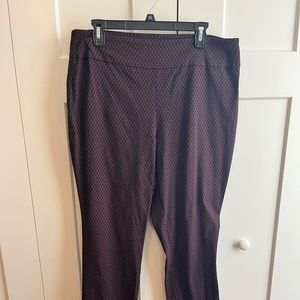 Roz & Ali slim fit pants size 16